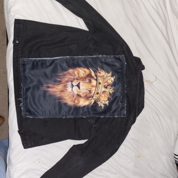 Jean Jacket - Picture 2 of 5
